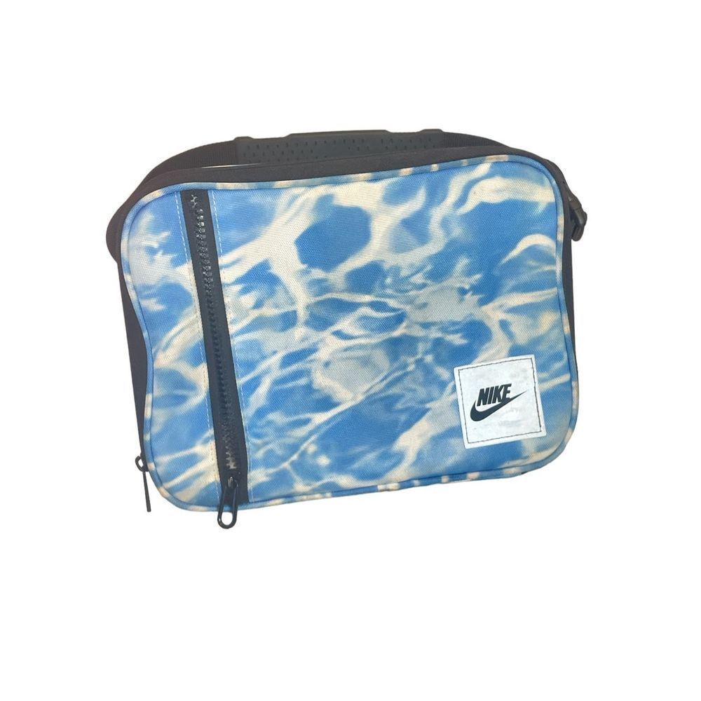 Nike lunch box